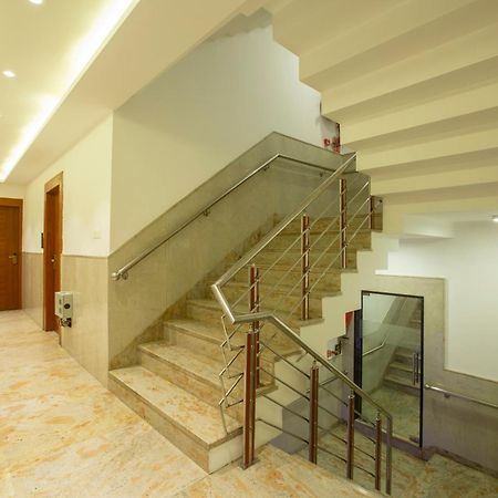 Hotel Arch Suites - Near Aerocity New Delhi Bagian luar foto