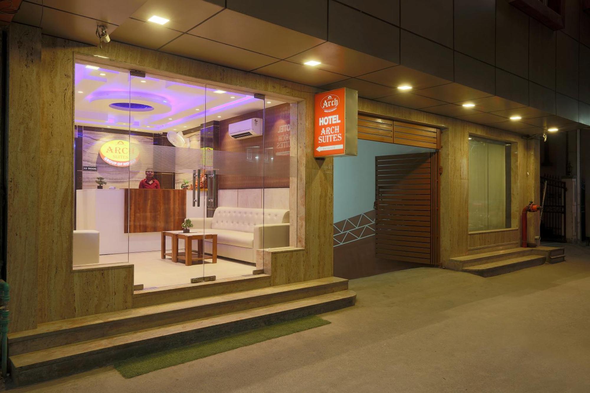Hotel Arch Suites - Near Aerocity New Delhi Bagian luar foto