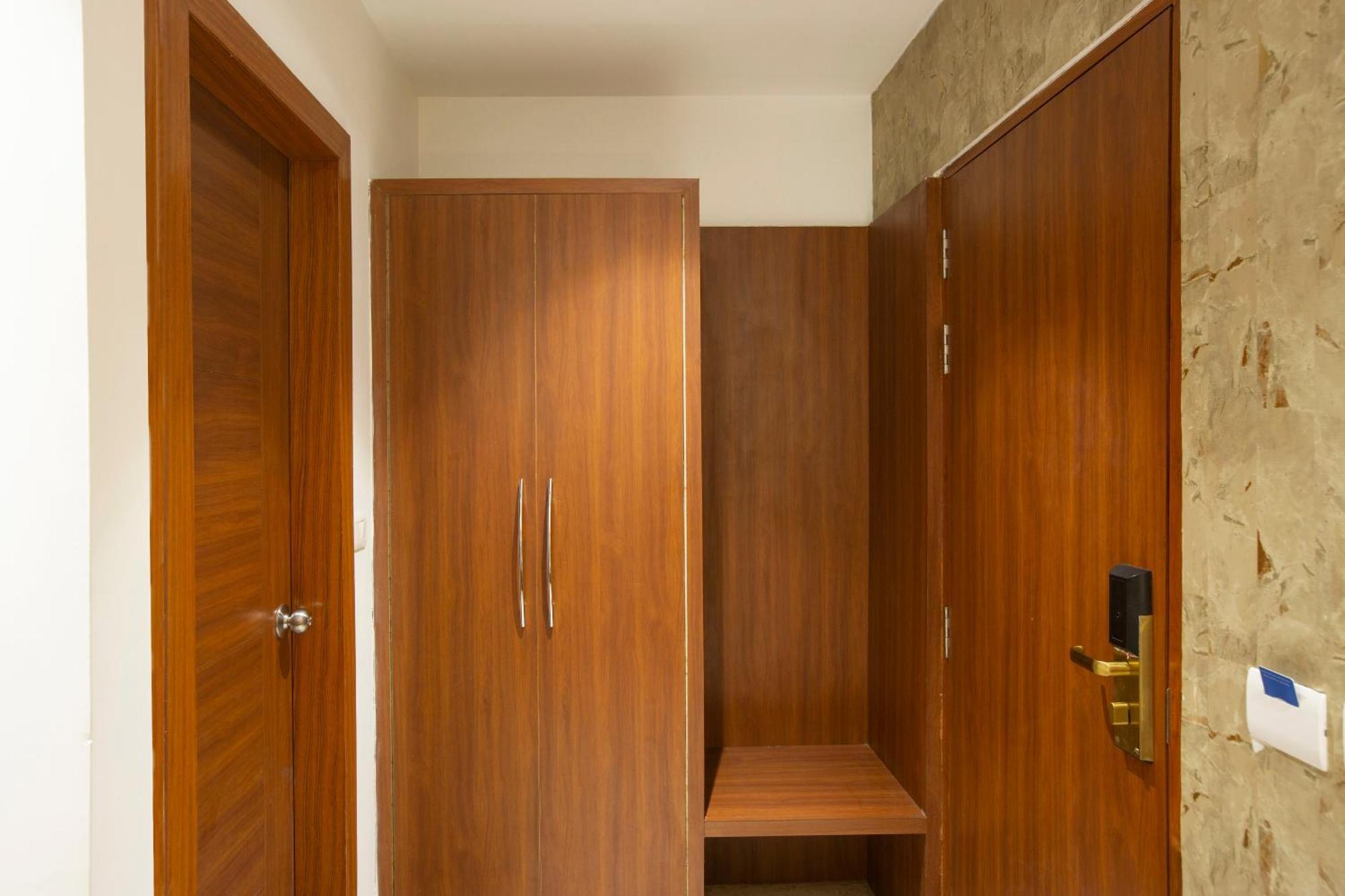 Hotel Arch Suites - Near Aerocity New Delhi Bagian luar foto